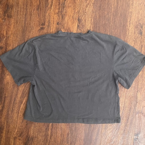 Riot Queen “All Right” cropped tee! - Picture 2 of 4